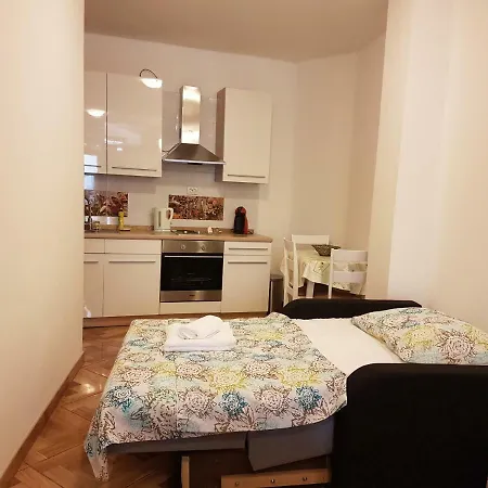 Apartment Studio Apartman Via Sibenik
